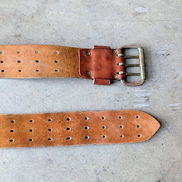 Vintage Brown Leather Three Hole Prong Buckle Wide Belt unisex - Picture 4 of 10